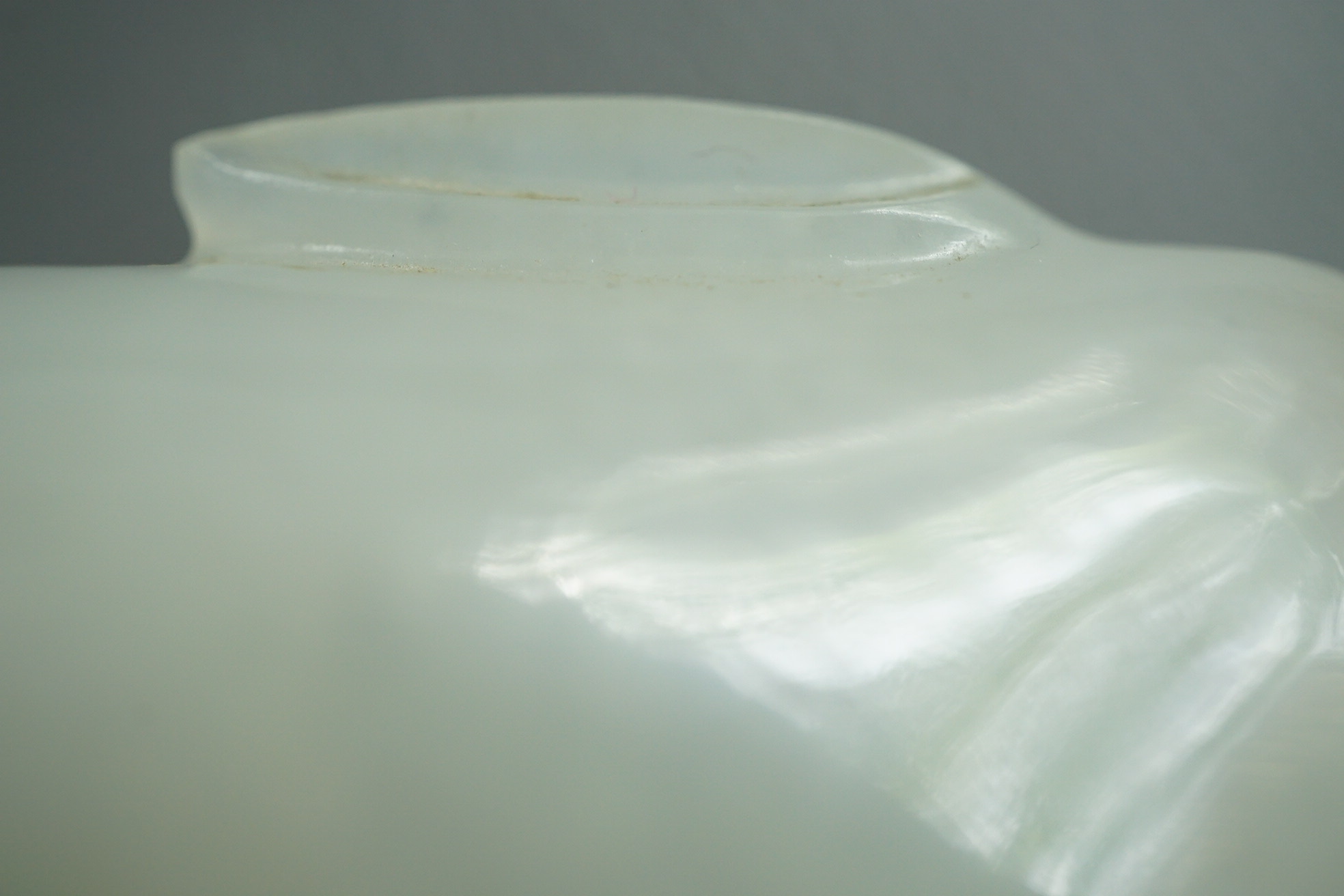 A Chinese white jade ‘rabbit’ snuff bottle, 18th/19th century